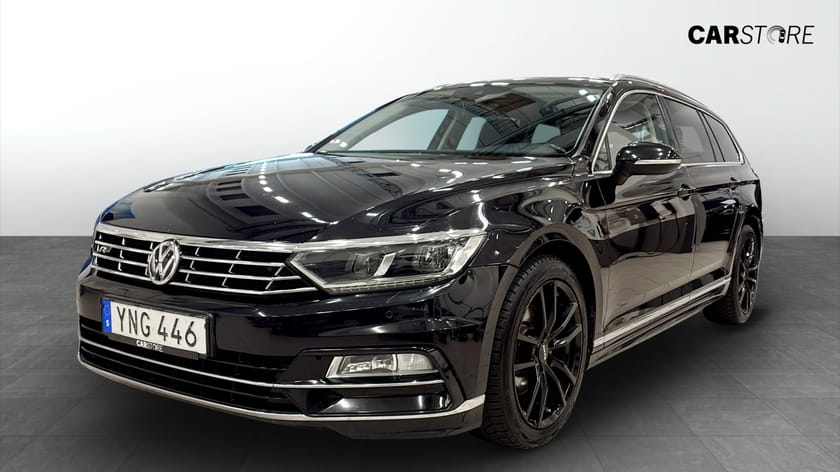 Bild 1 av Volkswagen Passat Sportscombi R-Line GT \\ 2.0 TSI 220HK \\ Pano \\ Drag