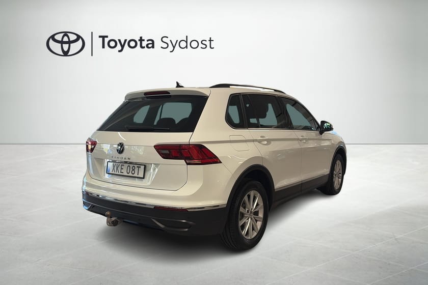 Bild 2 av Volkswagen Tiguan Base Drag Backkamera  Carplay Parkeringssensorer