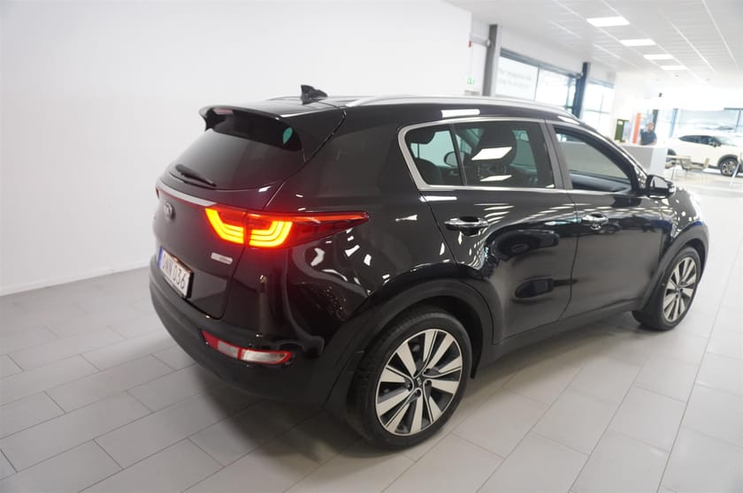 Bild 3 av Kia Sportage 1.7 CRDi Special Edition 141 hk Aut Läder Navigation