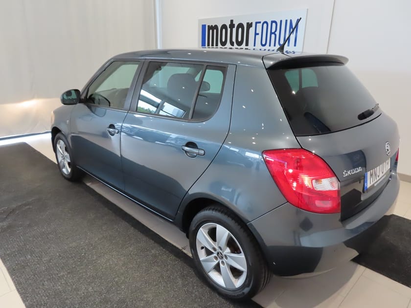 Bild 3 av Škoda Fabia TSI 86 HK Vhjul M+K