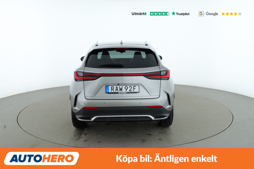 Bild 4 av Lexus NX 350h AWD F Sport / 360, Mark Levinson, HUD