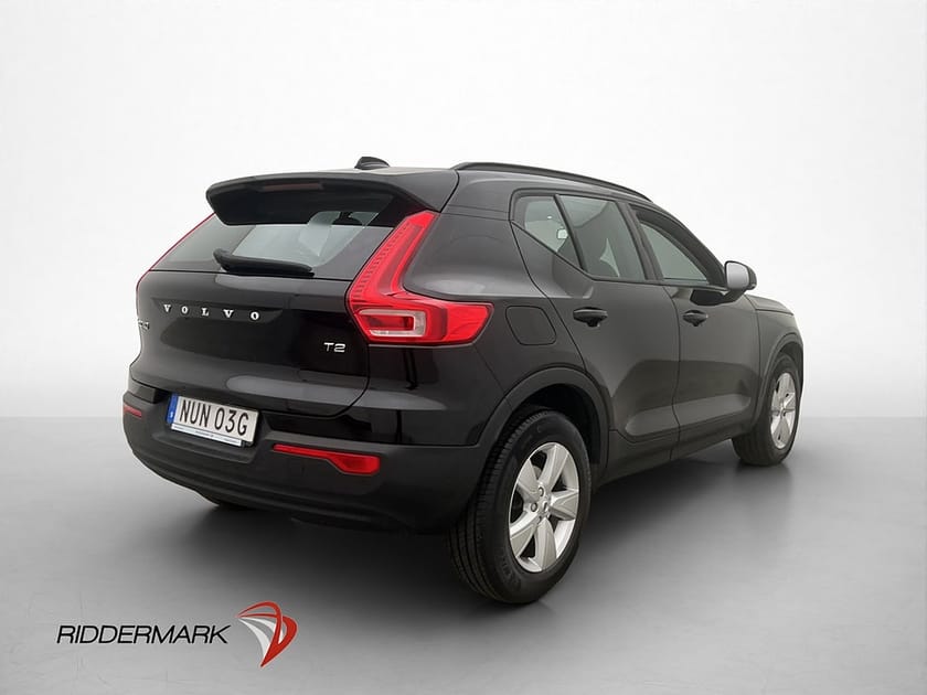 Bild 5 av Volvo XC40 T2 Momentum Kamera CarPlay Värmare Rattvärme