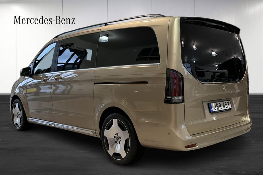 Bild 3 av Mercedes-Benz V 300d 4MATIC 3.2t 300 LÅNG EXCLUSIVE