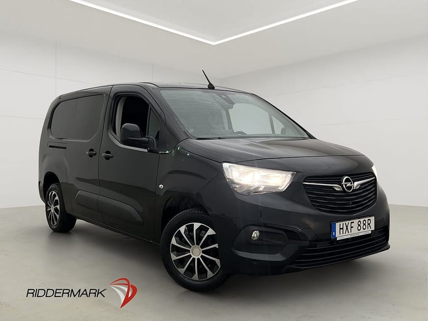 Bild 1 av Opel Combo Cargo XL L2 130hk Värm B-Kamera CARPLAY 2xDörr Moms