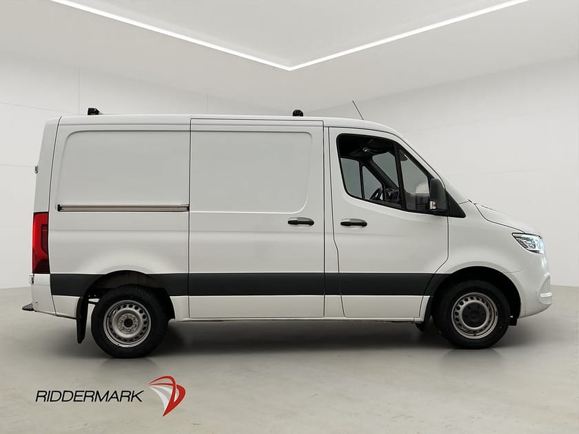 Bild 2 av Mercedes-Benz Sprinter 317 CDI RWD Panel Van Värm Drag LED CARPLAY 360° Moms