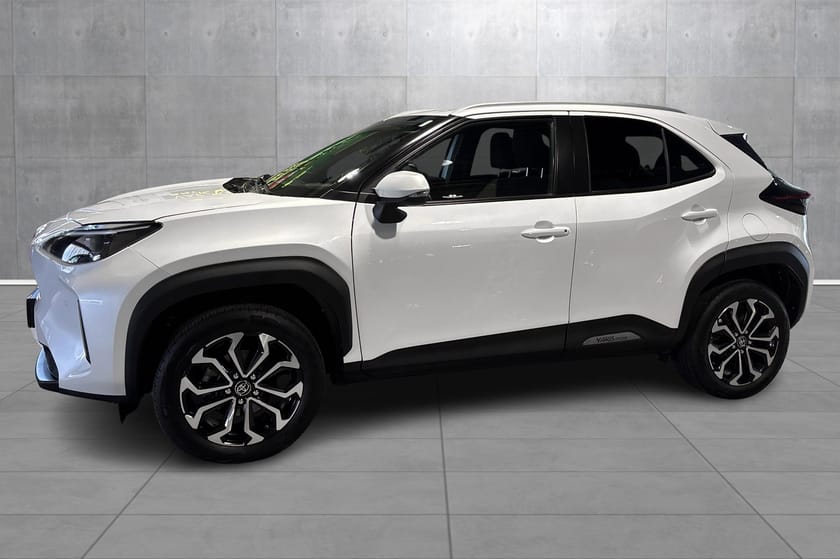 Bilde 2 av Toyota Yaris Cross Hybrid / 2WD / Active Tech / LAV KM
