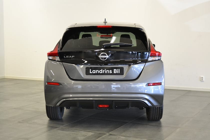 Bild 4 av Nissan Leaf N-Connecta 40 kwh / NYSERV / 360° / V-Hjul / Värmepump