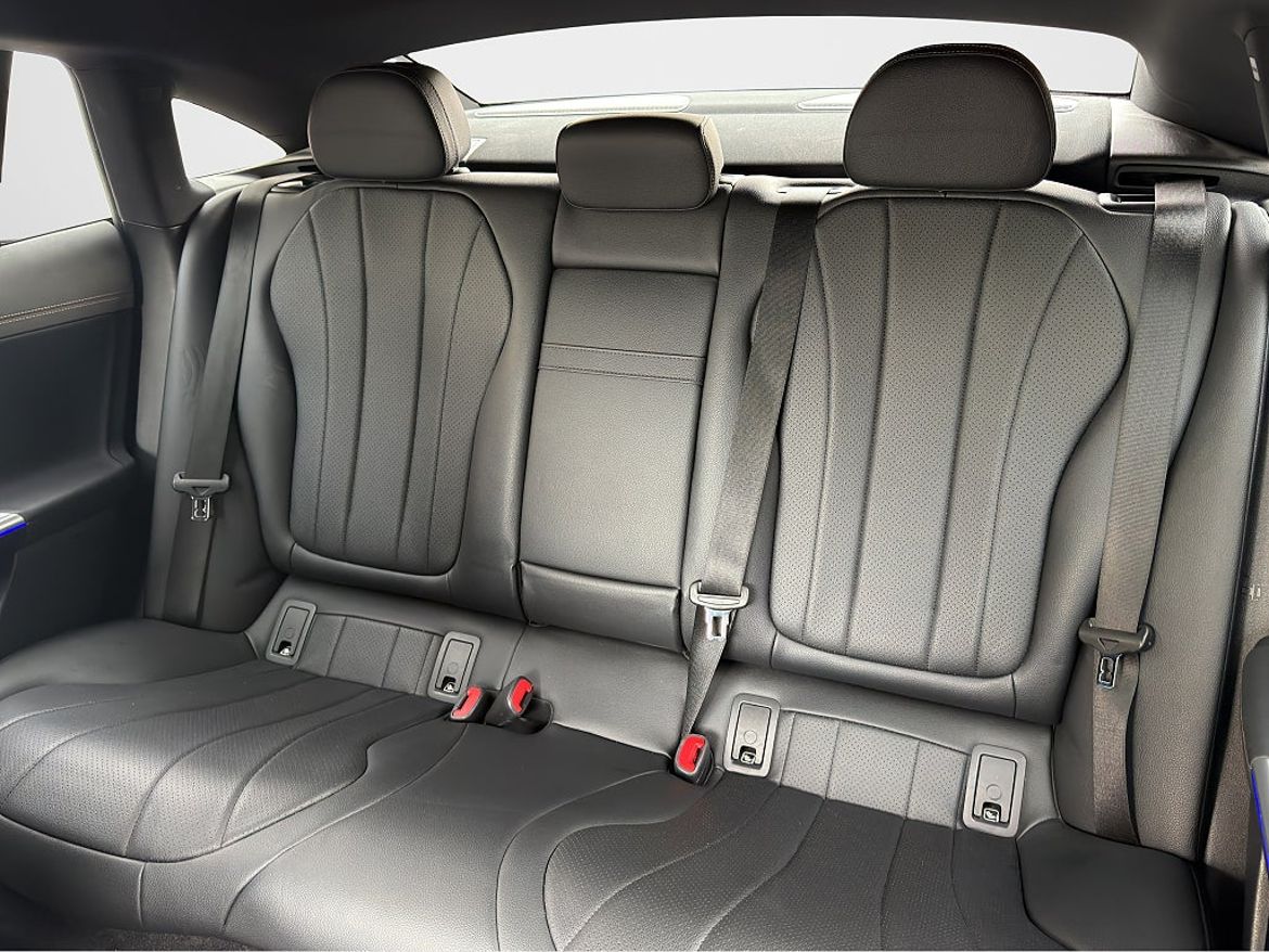 Mercedes-Benz EQE 350+, bild 11 av 21