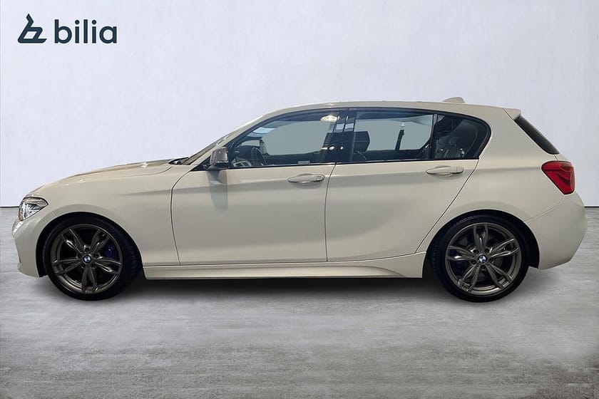 Bild 3 av BMW M140i BMW m140 | H&K | M sport | PDC | M-sportbroms