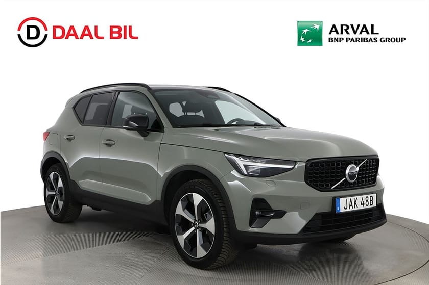 Bild 4 av Volvo XC40 B3 163HK ULTIMATE DARK PANO H/K® DRAG