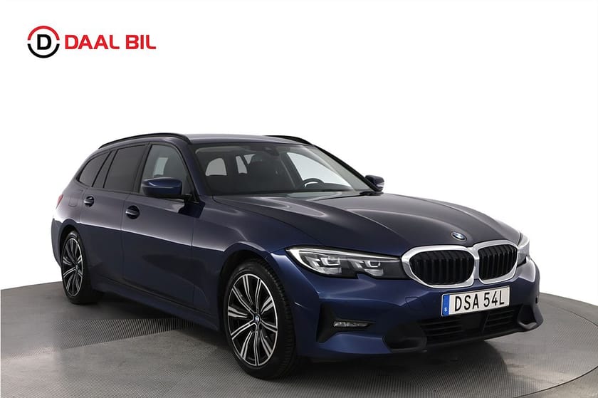 Bild 3 av BMW 320d xDrive Touring 190HK SPORT LINE B-KAMERA COCKPIT NAVI