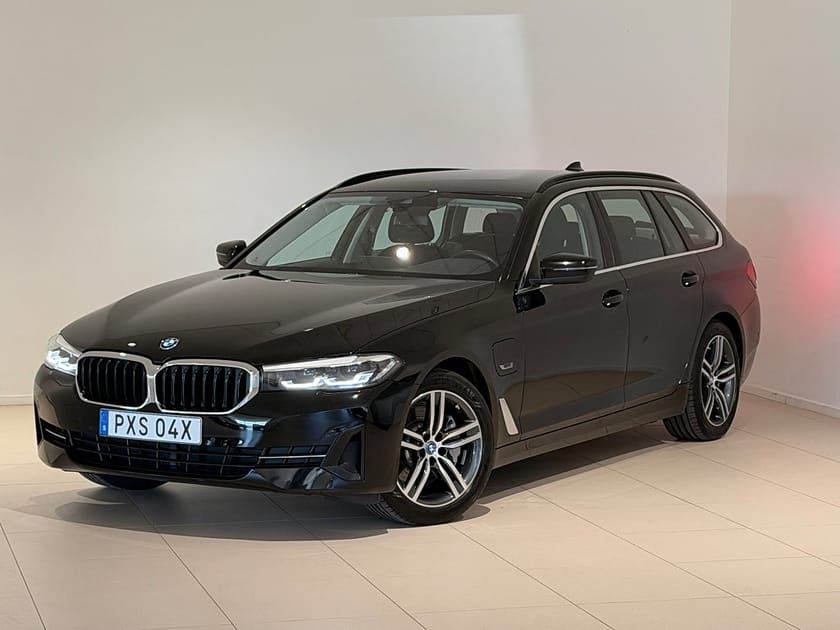 Bild 1 av BMW 530e xDrive Touring xDrive, Värmare, Backkamera, Navigator