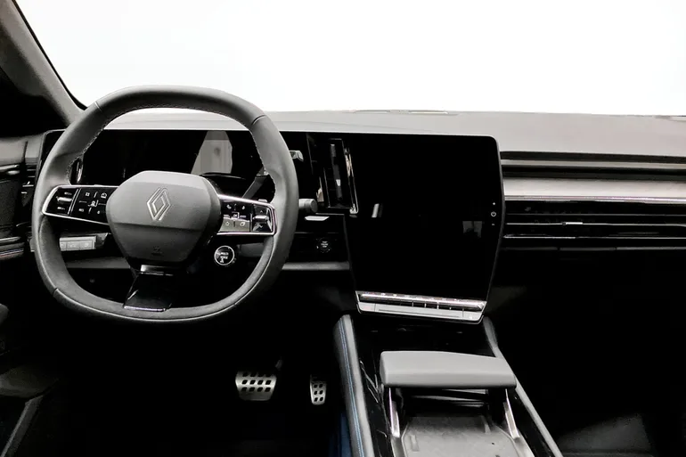 Renault Rafale E-Tech 4×4