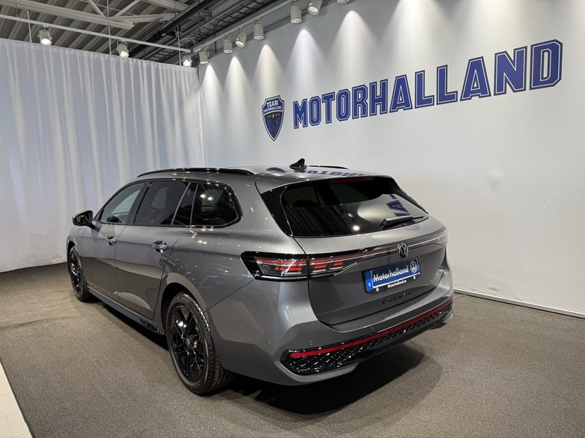 Bild 4 av Volkswagen Passat Variant eHybrid 272 DSG6 R-LINE