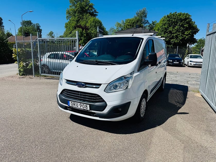 Bild 2 av Ford Transit Custom 290 2.2 TDCi 125HK SKÅP / DRAG / VÄRMARE