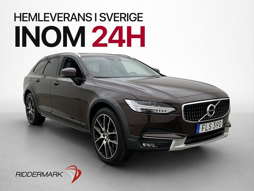 Bild 1 av Volvo V90 Cross Country D5 235hk AWD Pano Värm B&W HUD Drag