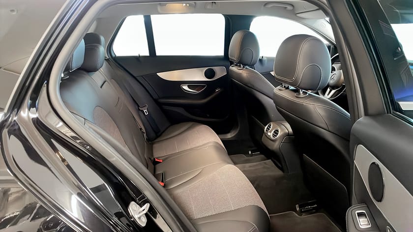 Bild 5 av Mercedes-Benz C 220 T d 4MATIC Avantgarde / Drag / Kamera / CarPlay