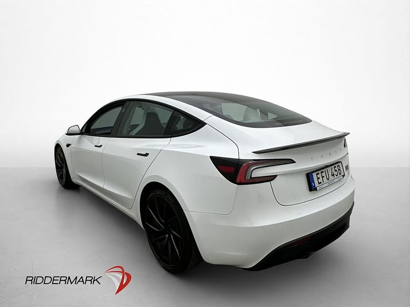 Bild 5 av Tesla Model 3 Performance 517hk Pano AP Ljus interiör