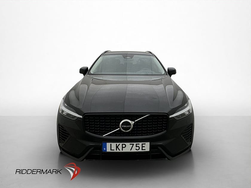 Bild 2 av Volvo XC60 T6 Plug-in Hybrid AWD Plus Dark P-Värm Pano Skinn