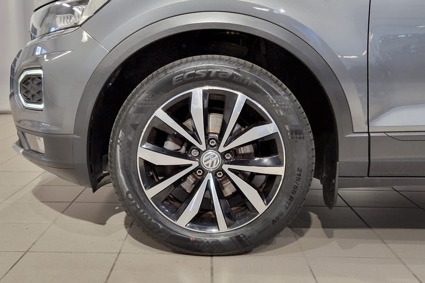 Bild 3 av Volkswagen T-Roc | Farthållare | LED | 2-zon klim | 1.0 TSI 110 hk