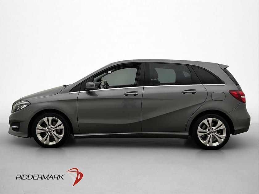 Bild 4 av Mercedes-Benz B 200 d 4MATIC 4M Urban Värmare Kamera P-Sensorer Drag