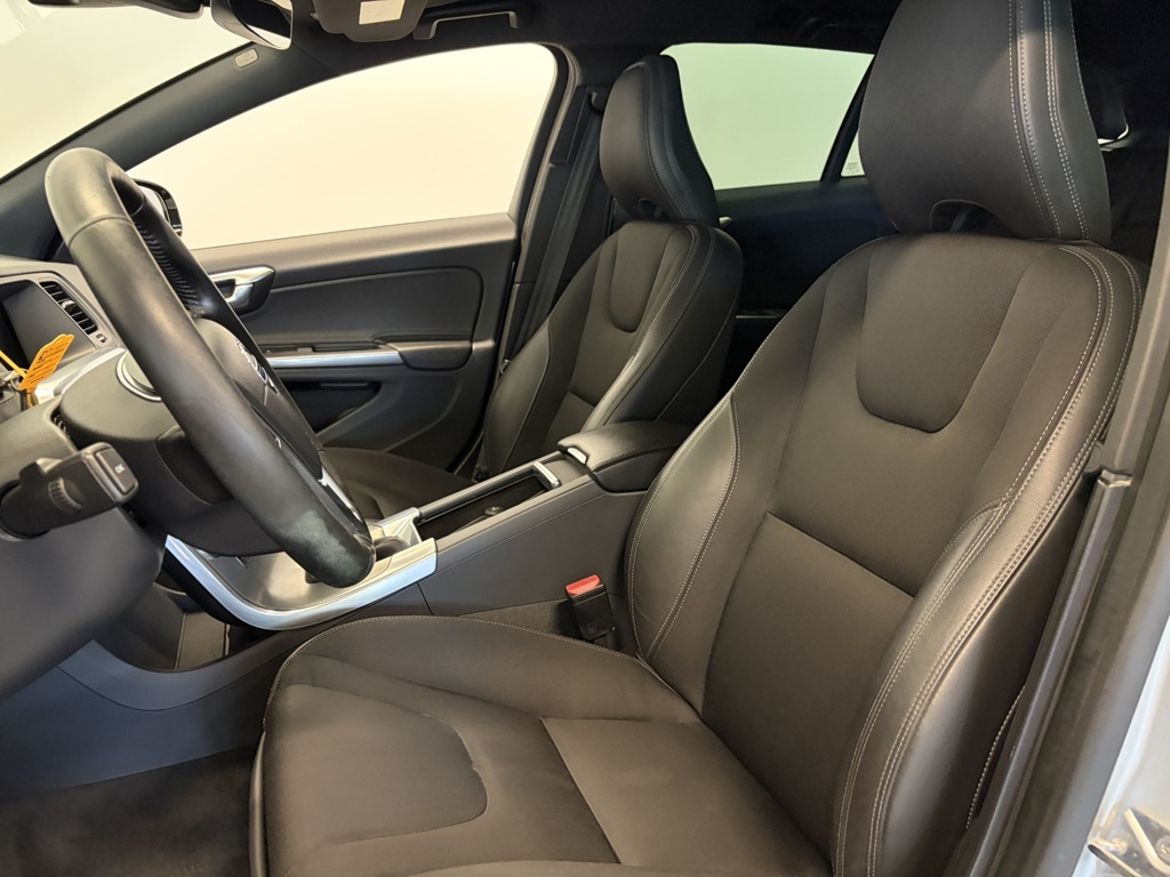 Volvo Volvo V60 Cross Country — bild 8