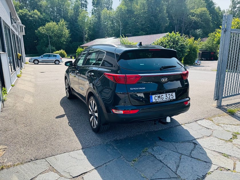 Bild 4 av Kia Sportage 2.0 CRDi 185HK AWD AUTOMAT ADVANCE / DRAG / NAVI