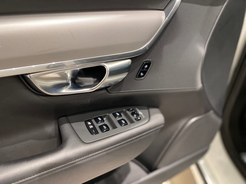 Bild 3 av Volvo V90