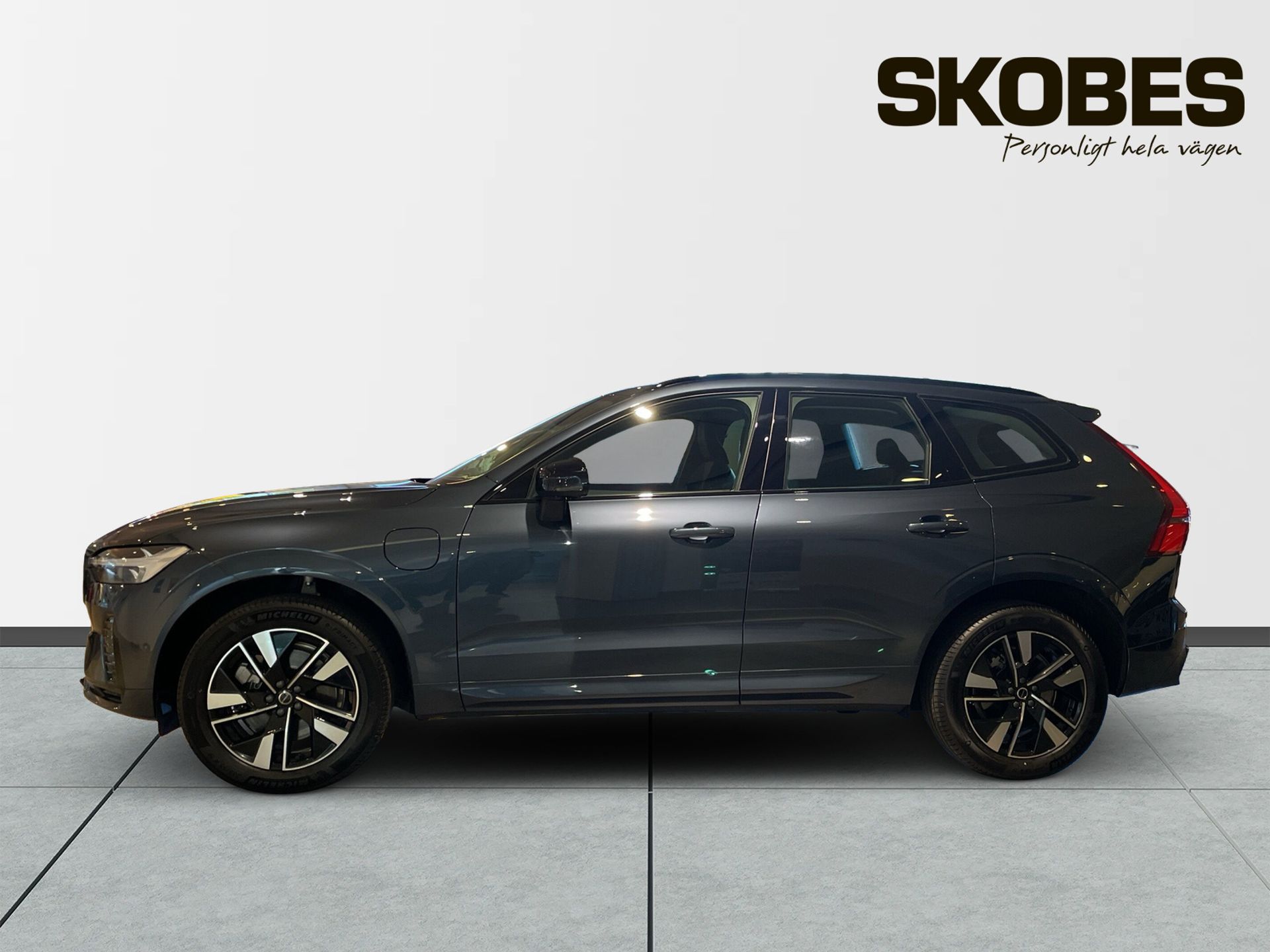 Volvo XC60 T6 Plus Dark Nordic Edition 2026, bild 5/10