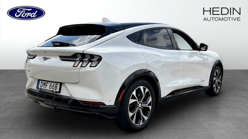 Bild 2 av Ford Mustang Mach-E Standard Range AWD AWD, STD (70 KWH) 269 HK - TEKNIKPAKET