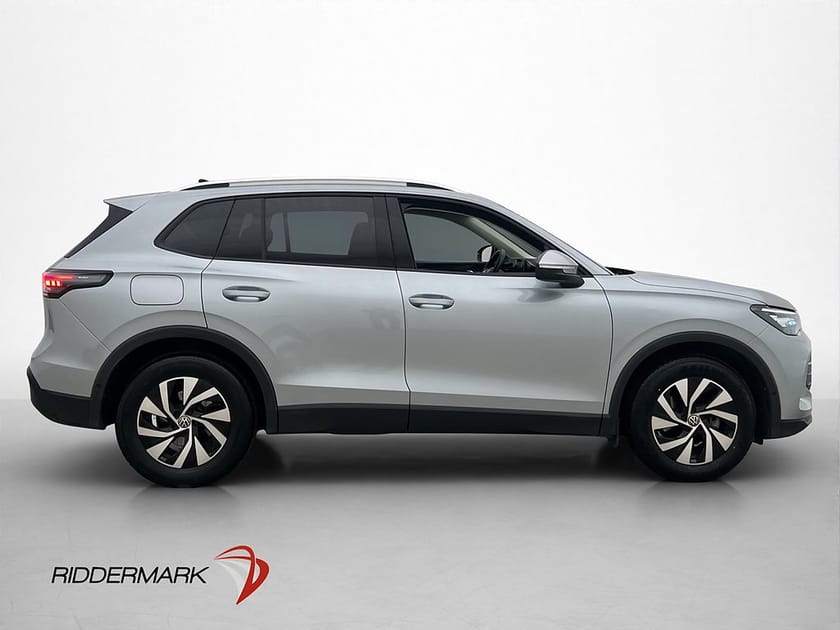 Bild 4 av Volkswagen Tiguan 1.5 eTSi Kamera Drag Värmare MOMS 150hk