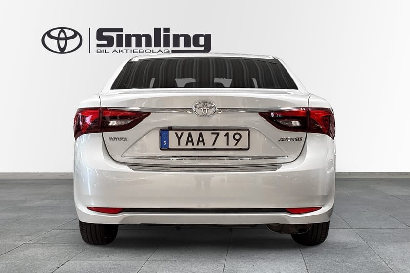 Bild 4 av Toyota Avensis Sedan 2.0 Intense Ed 152 hk Auto / Vinterhjul / M-värmare