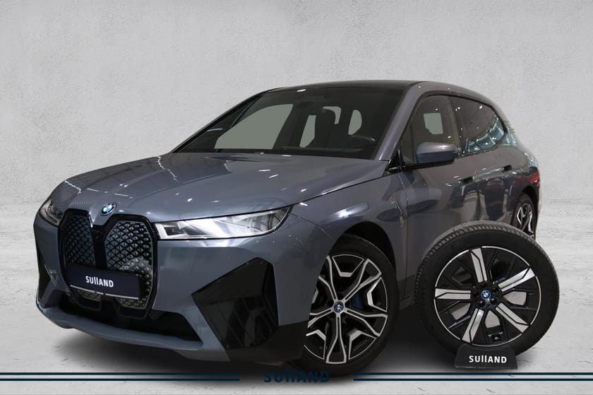 Bilde 1 av BMW iX xDrive40 FULLY CHARGED | LASER | HARMAN | PANORAMA |