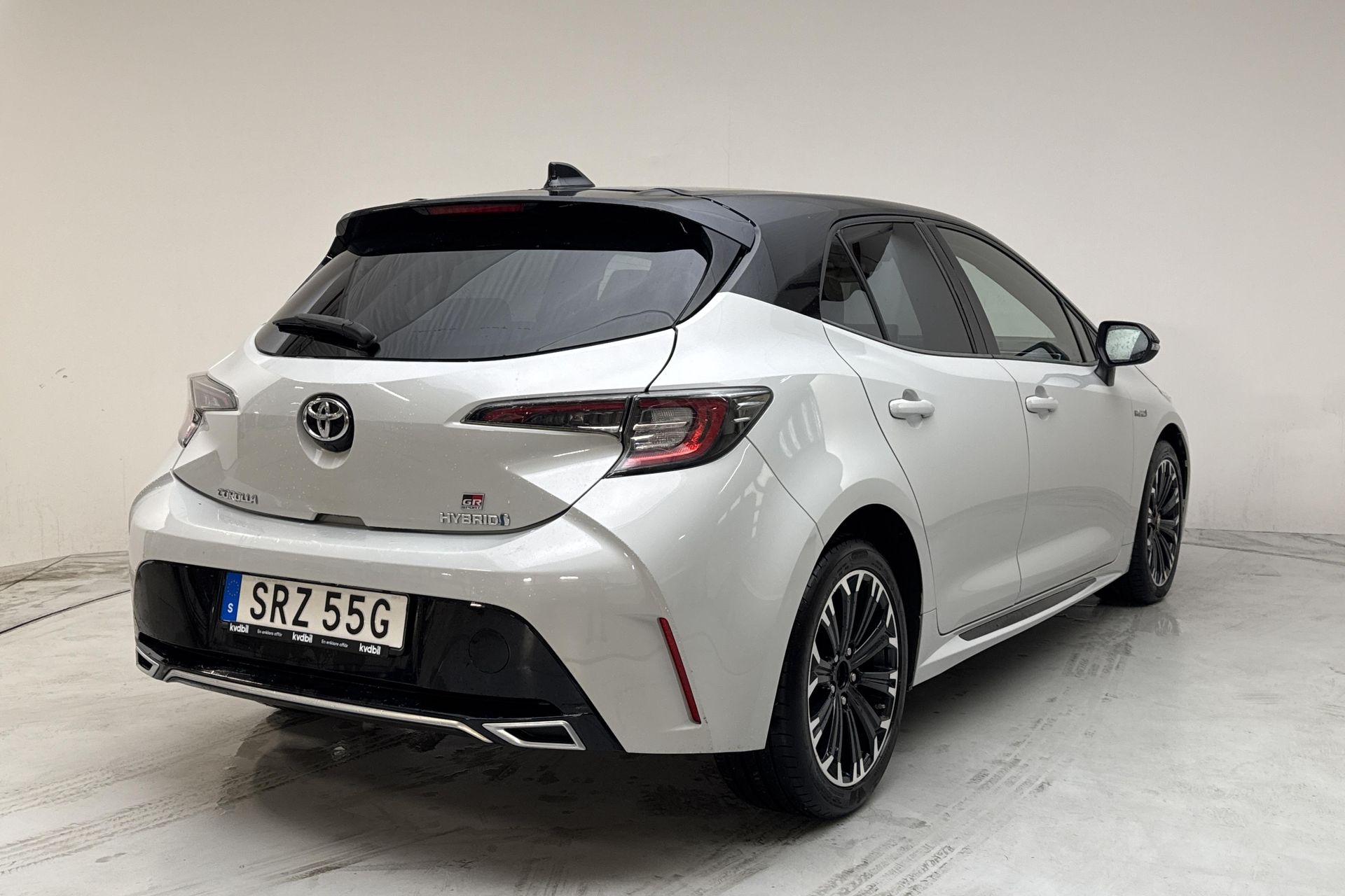 Toyota Corolla Hybrid 2020, photo 3/10