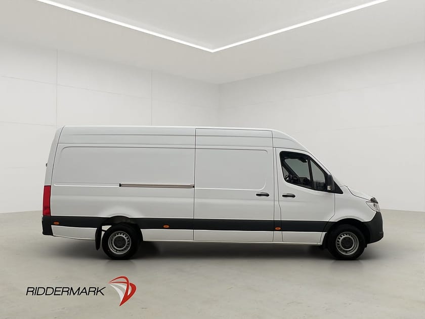 Bild 2 av Mercedes-Benz Sprinter 317 CDI RWD Panel Van