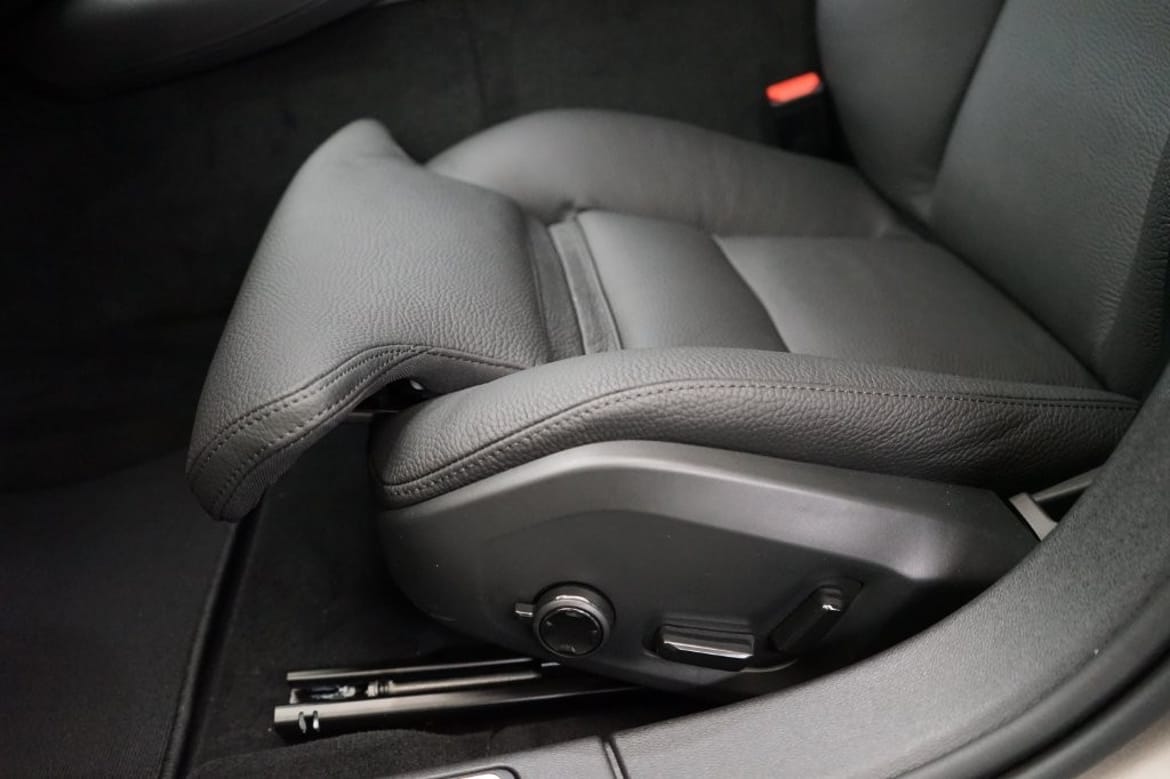 Bild 6 av 6 på bilen