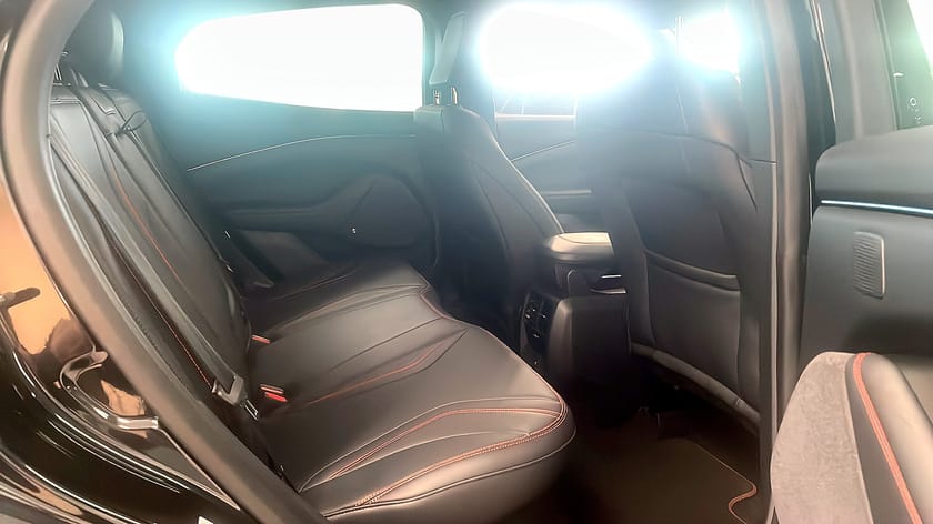 Bild 5 av Ford Mustang Mach-E Standard Range AWD 269hk