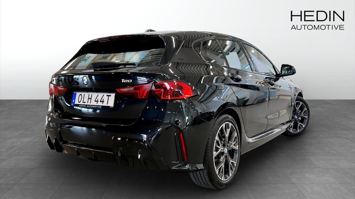BMW 120 Steptronic, 170hk, 2026