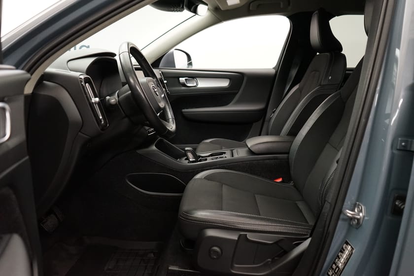 Bild 5 av Volvo XC40 T3 FWD aut Momentum Advanced Edt