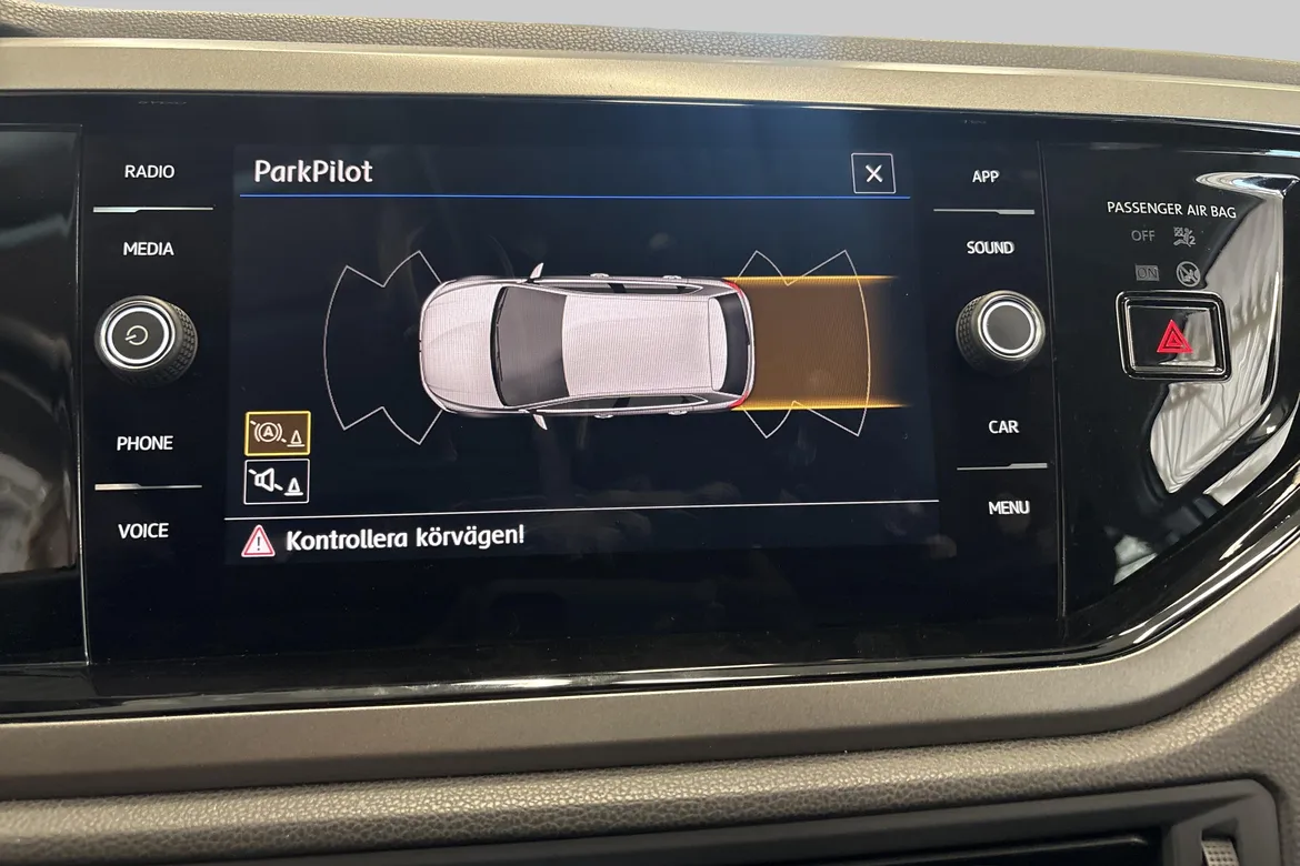 picture of a car