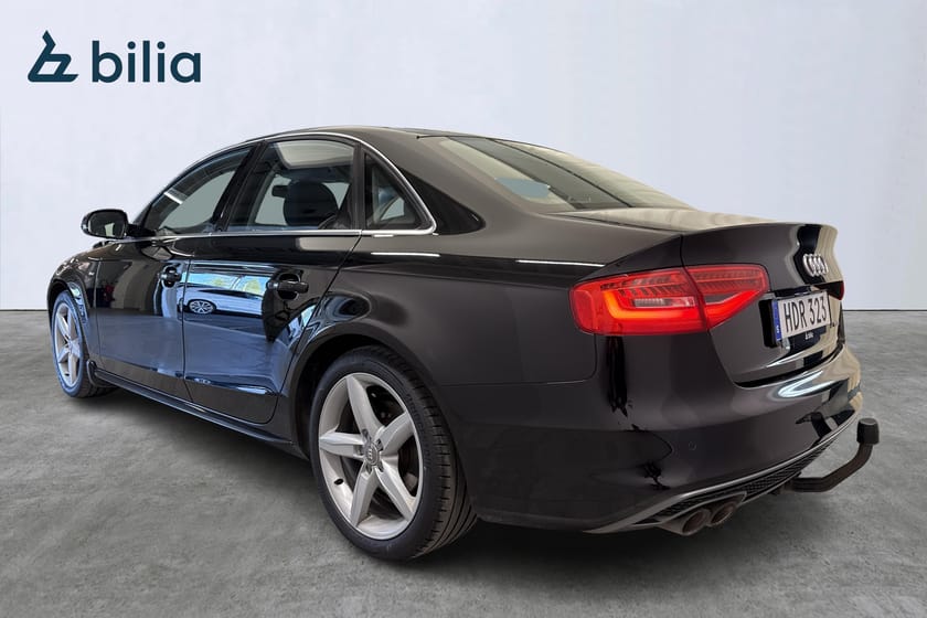 Bild 3 av Audi A4 Sedan 2.0 quattro Manuell/S-Line/Drag/Värmare/SoV-Hjul