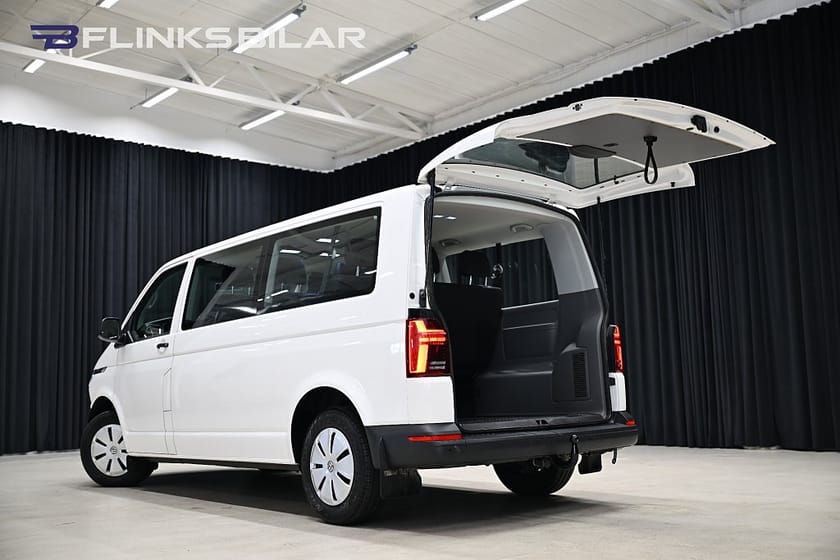 Bild 5 av Volkswagen Caravelle TDI DSG 150HK L2|8-Sits|LED|Drag|Värmare|GPS|Backkamera
