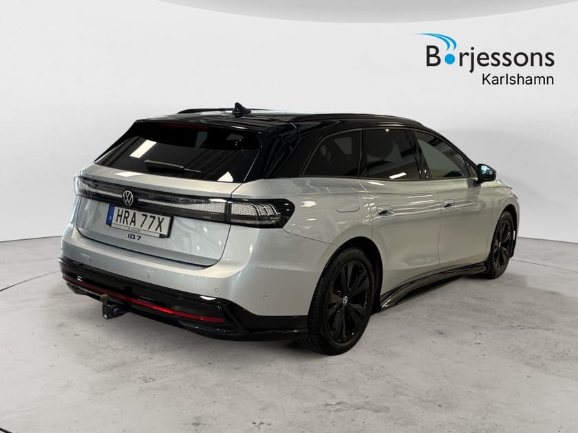 Bild 3 av Volkswagen ID.7 Pro Tourer 77 KWH "Black Style"