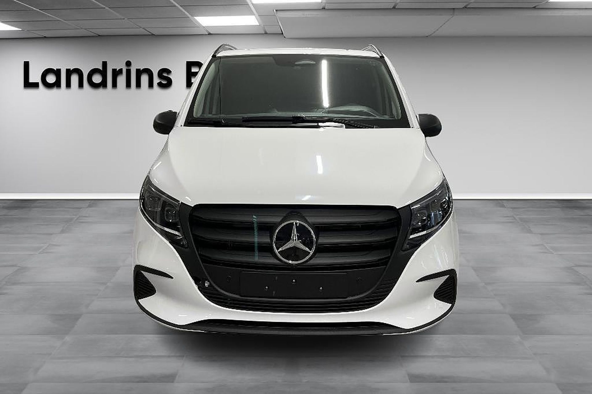 Mercedes-Benz Vito 2027, bild 2/15
