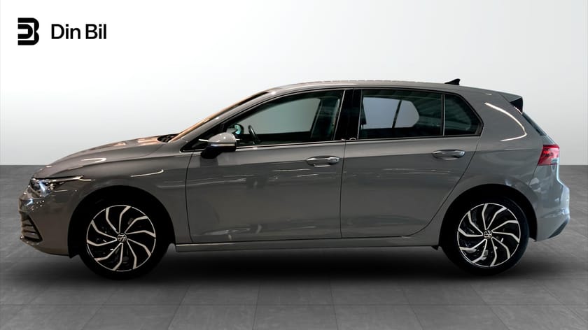 Bild 2 av Volkswagen Golf 1.5 eTSI 130 hk P-värmare/Sensorer