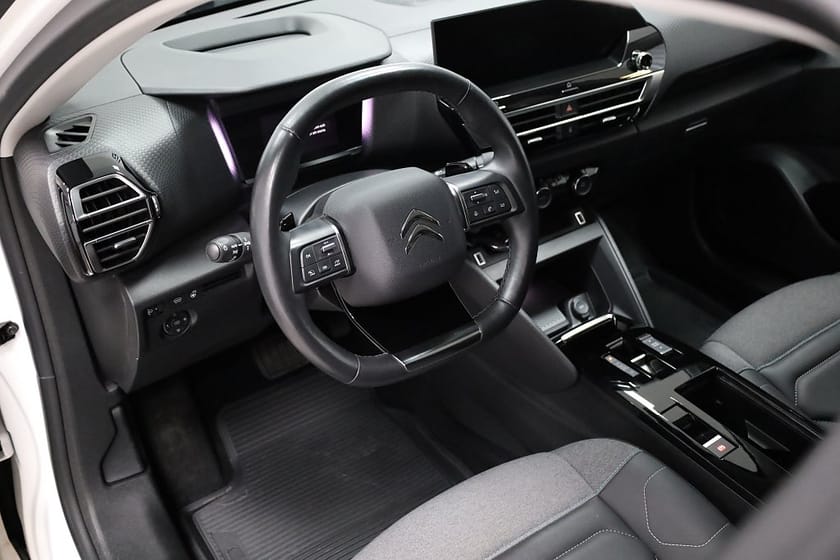 Bild 5 av Citroën C4 1.2 PureTech 131hk Automat / Rattvärme / Carplay