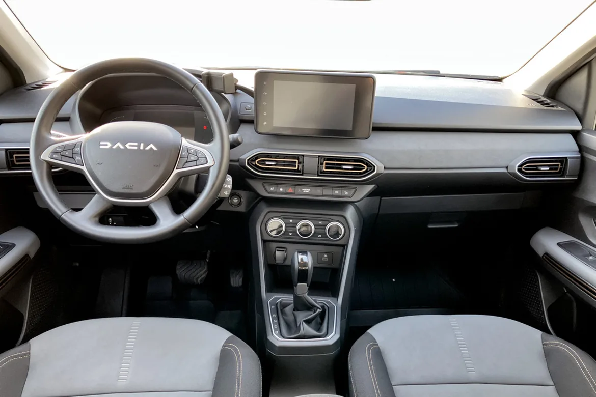 Dacia Jogger 7-sätes HYBRID 140