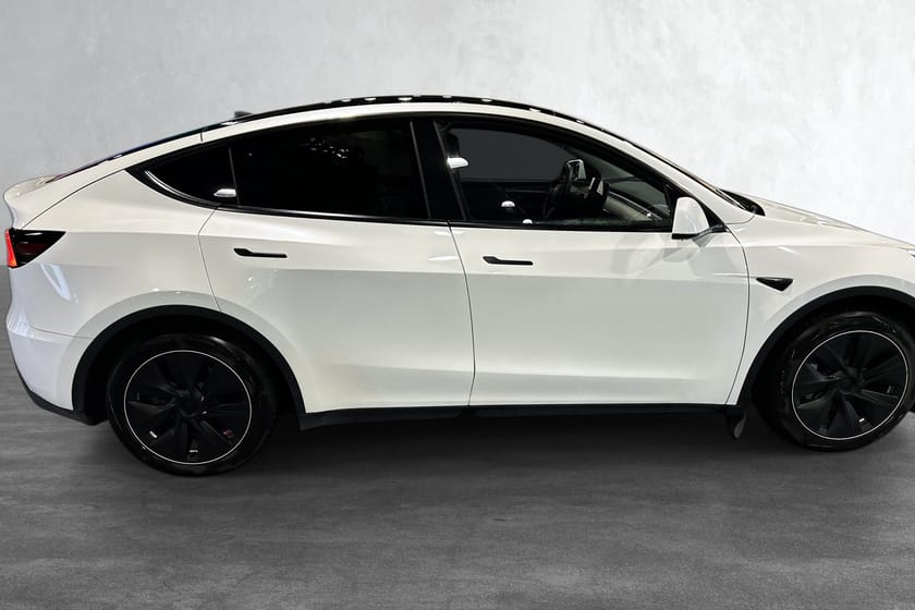 Bilde 4 av Tesla Model Y Long Range AWD LR 533km | ACC | Pano | 360kam | Krok | Garanti