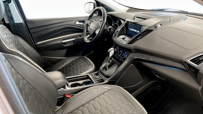 Bild 3 av Ford Kuga 2.0 TDCI AWD Automat, 180hk, Panorama, Läder, drag