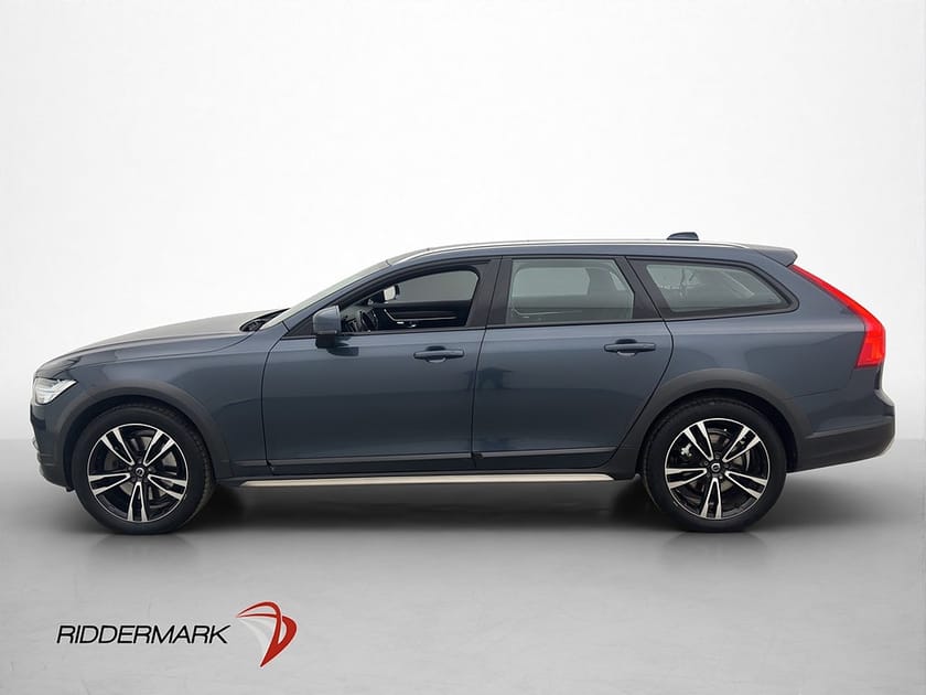 Bild 4 av Volvo V90 Cross Country D4 190hk AWD Skinn Pano Kamera Drag